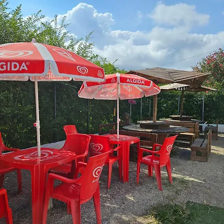 אתר קמפינג Ulisse Calabria למזיה טרמה