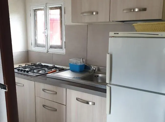 Ulisse Calabria * 拉默齐亚泰尔默