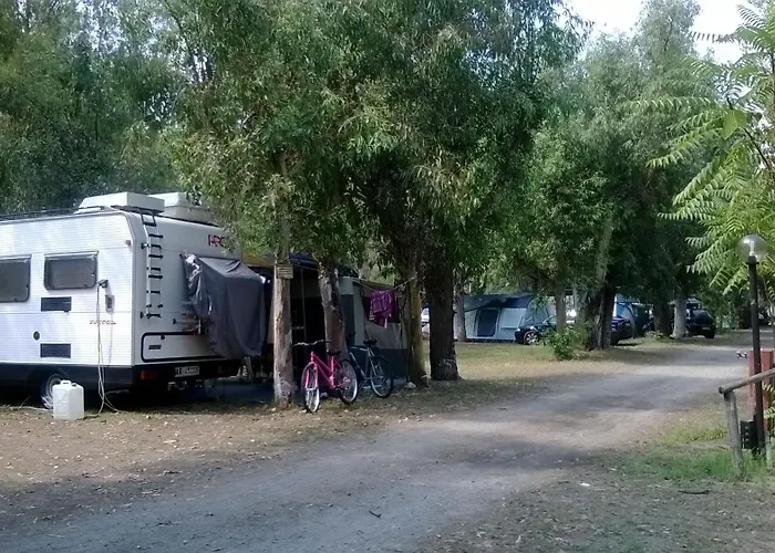 Ulisse Calabria * 拉默齐亚泰尔默