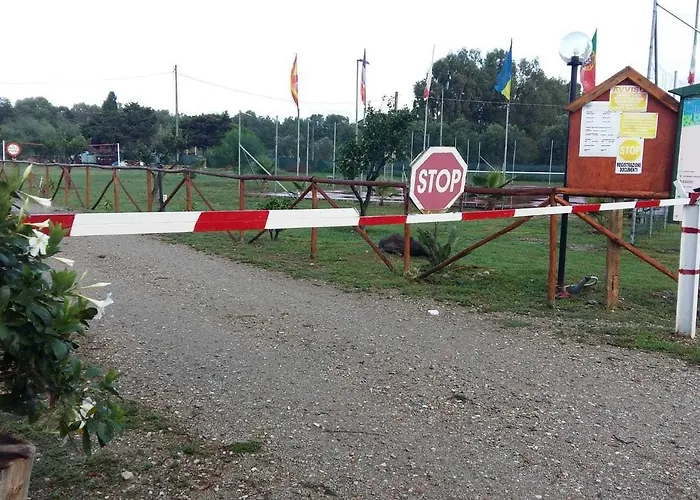 Ulisse Calabria 拉默齐亚泰尔默