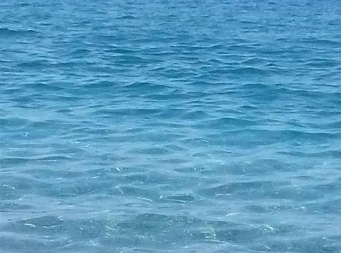 Ulisse Calabria * 拉默齐亚泰尔默