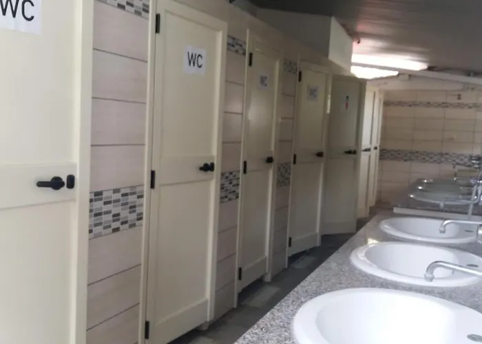 Ulisse Calabria * 拉默齐亚泰尔默